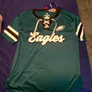 Womens fanatics Philadelphia eagles tee